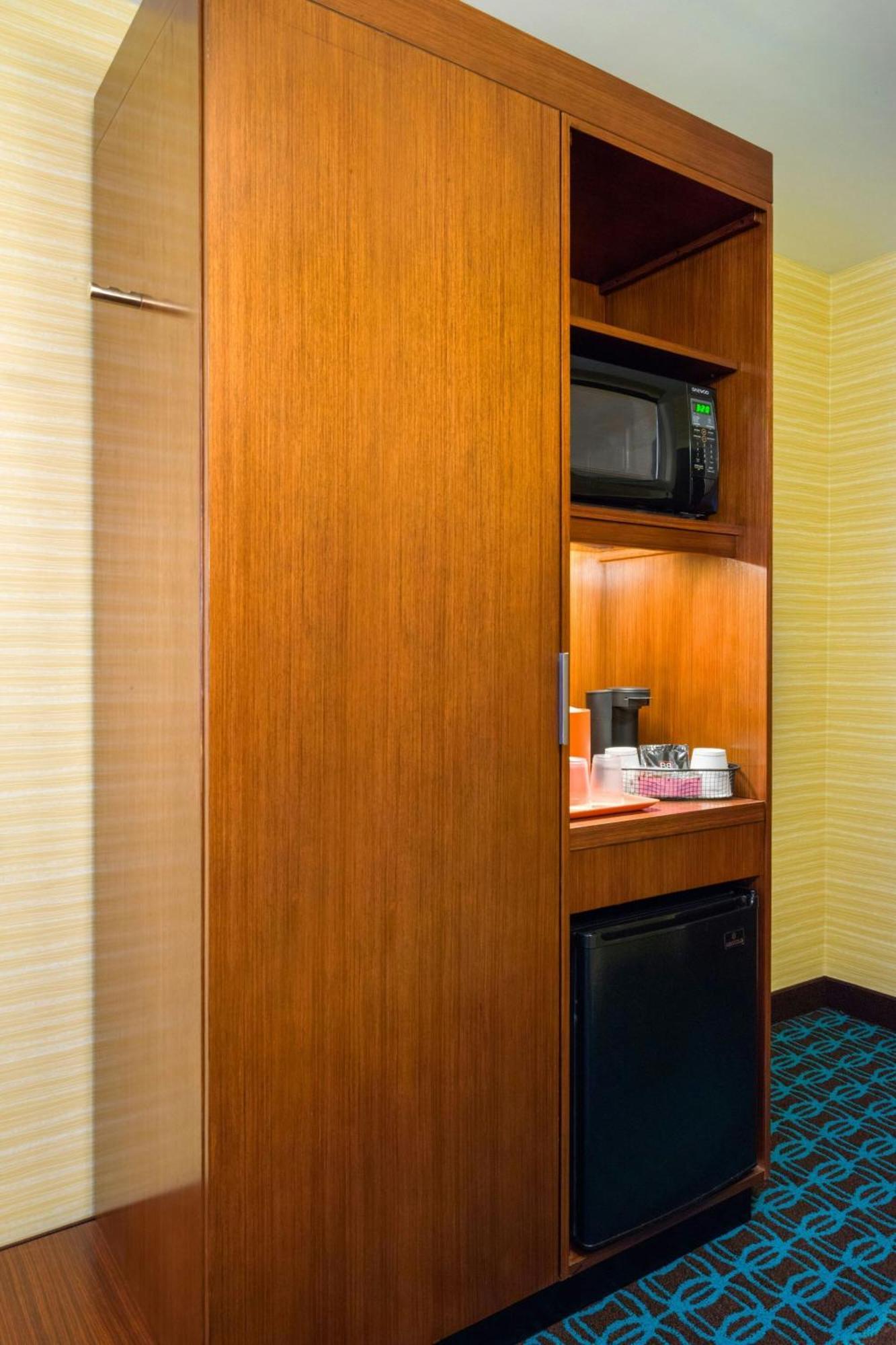 Fairfield Inn & Suites By Marriott Paramus Exterior photo