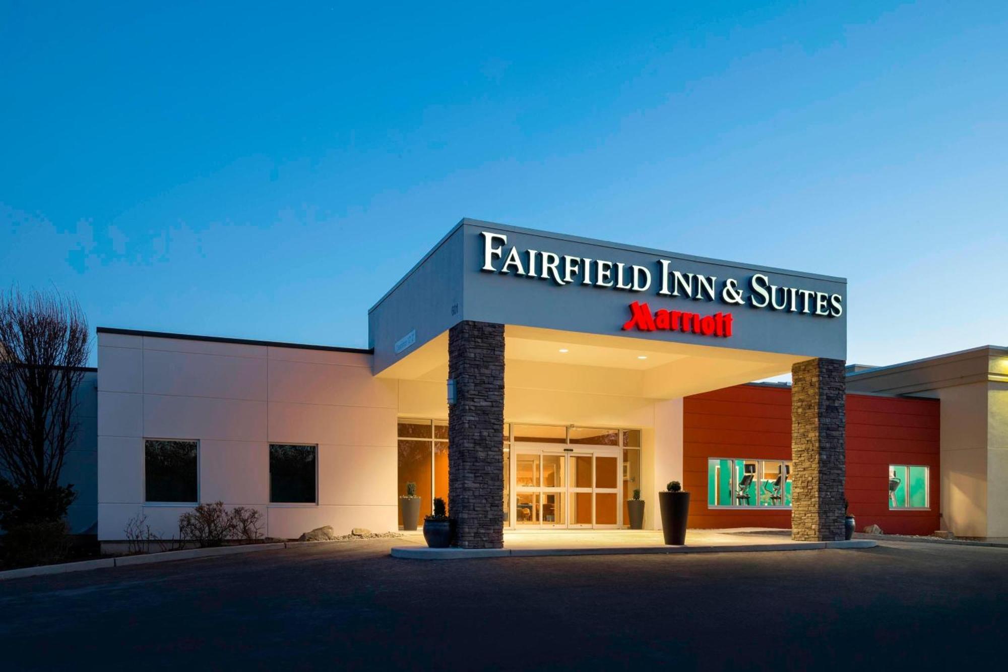 Fairfield Inn & Suites By Marriott Paramus Exterior photo